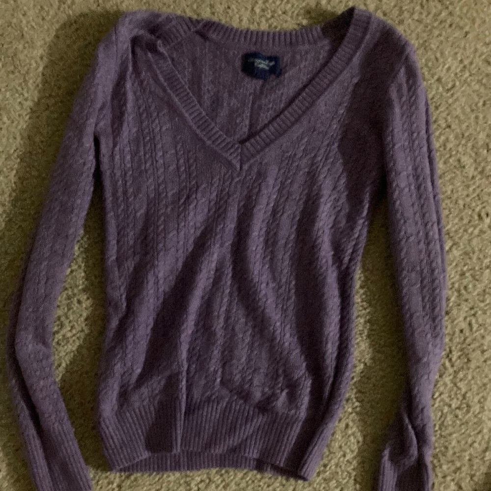 American eagle sweater